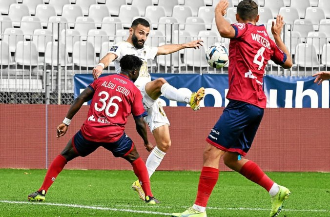 Clermont vs Stade Brestois (20:00 &#8211; 23/10) | Xem lại trận đấu