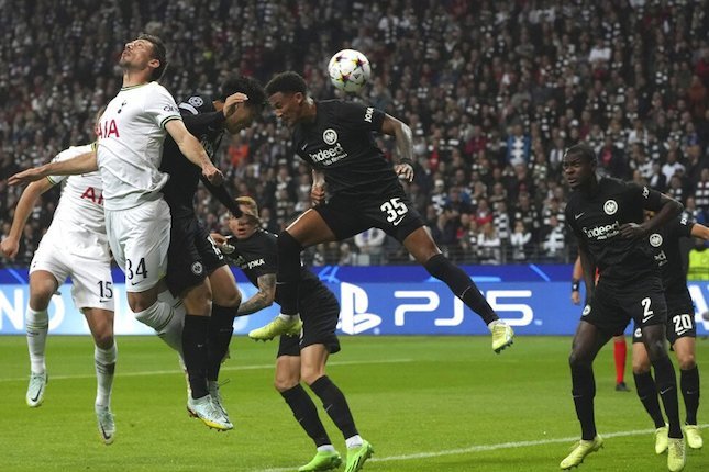 E. Frankfurt vs Marseille (02:00 &#8211; 27/10) | Xem lại trận đấu