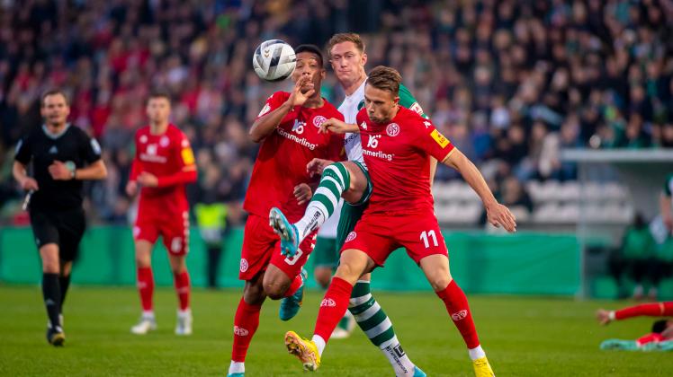 VFB Lubeck vs Mainz 05 (22:59 &#8211; 18/10) | Xem lại trận đấu