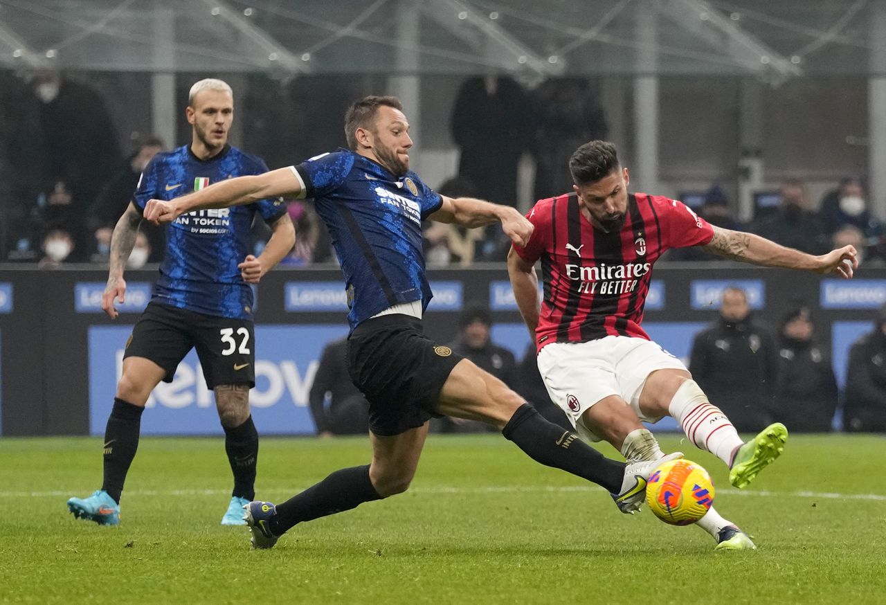 AC Milan vs Inter Milan (02:00 &#8211; 19/01) | Xem lại trận đấu