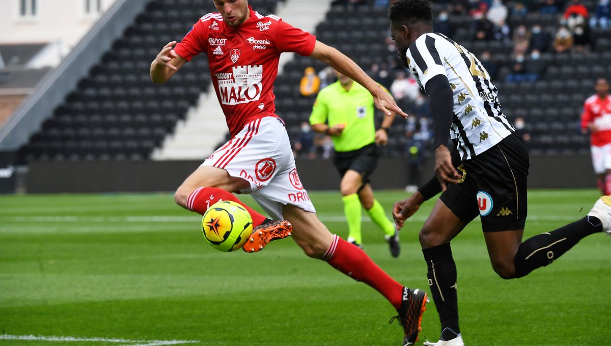 Stade Brestois vs Angers (21:00 &#8211; 29/01) | Xem lại trận đấu