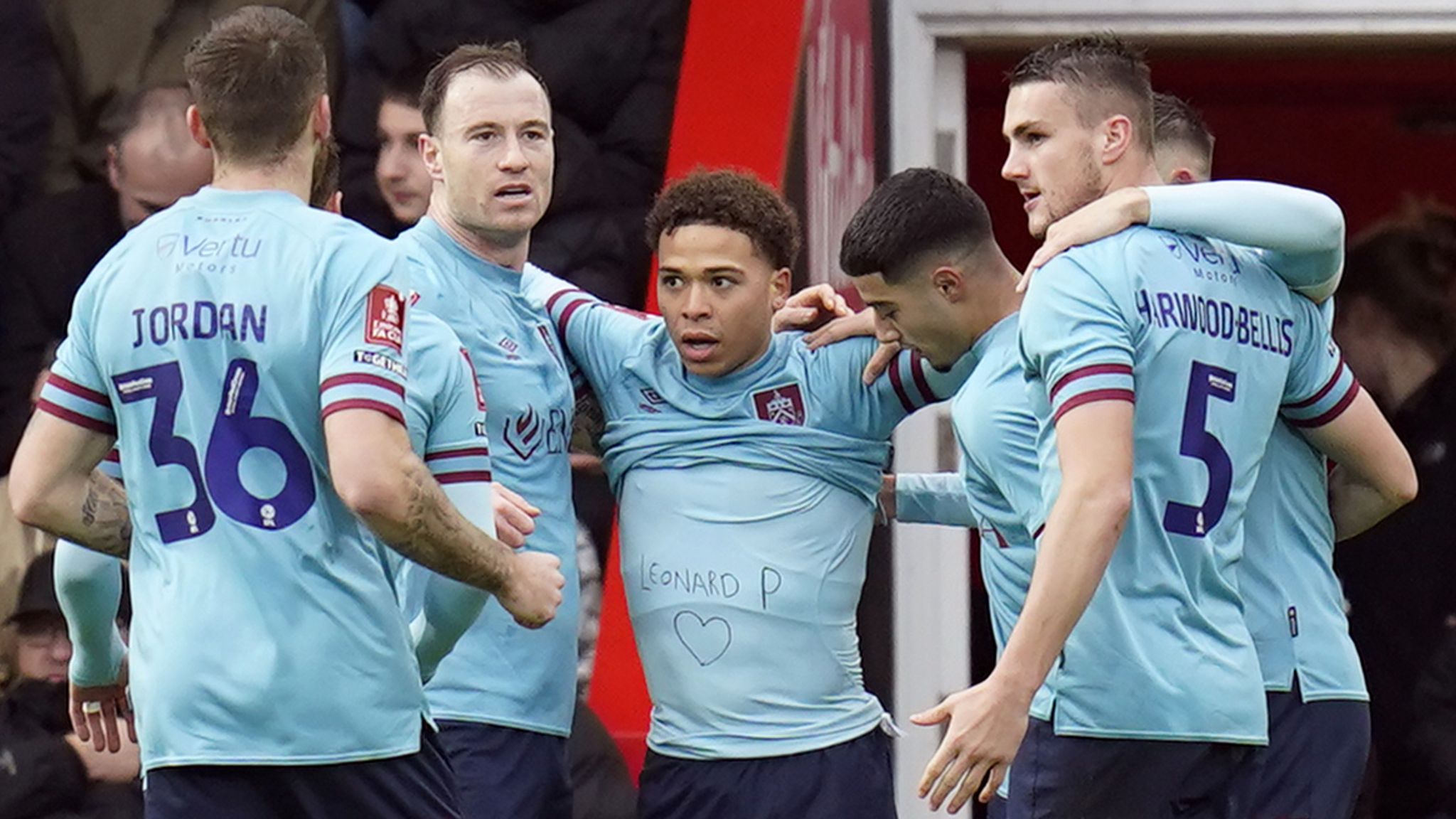 Bournemouth vs Burnley (22:00 &#8211; 07/01) | Xem lại trận đấu