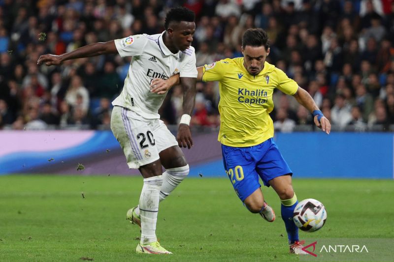 Cadiz vs Girona (03:00 &#8211; 11/02) | Xem lại trận đấu