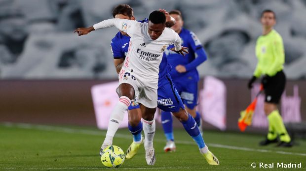 Real Madrid vs Al Hilal (02:00 &#8211; 12/02) | Xem lại trận đấu