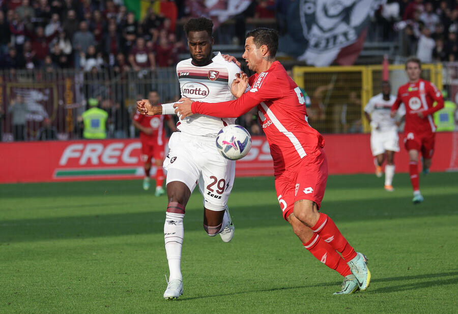 Salernitana vs Monza (21:00 &#8211; 26/02) | Xem lại trận đấu