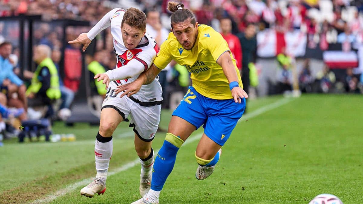 Cadiz vs Rayo Vallecano (22:15 &#8211; 25/02) | Xem lại trận đấu