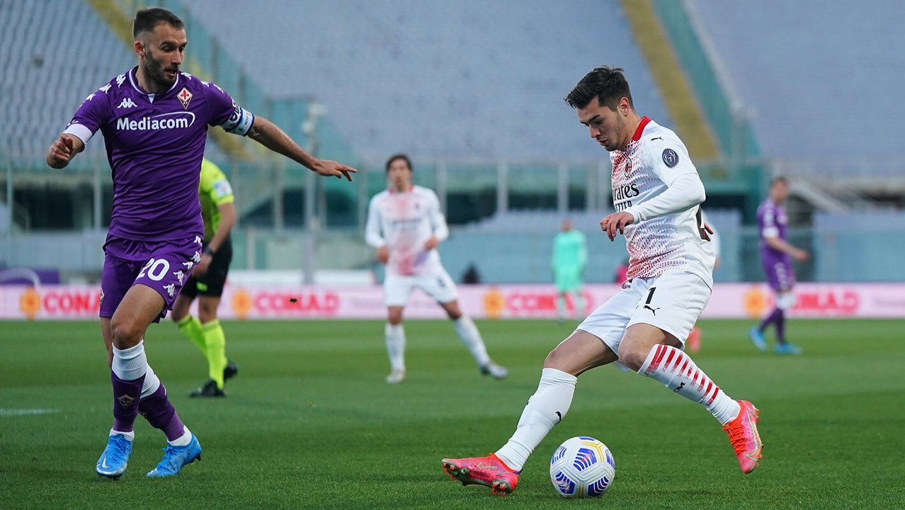 Fiorentina vs AC Milan (02:45 &#8211; 05/03) | Xem lại trận đấu