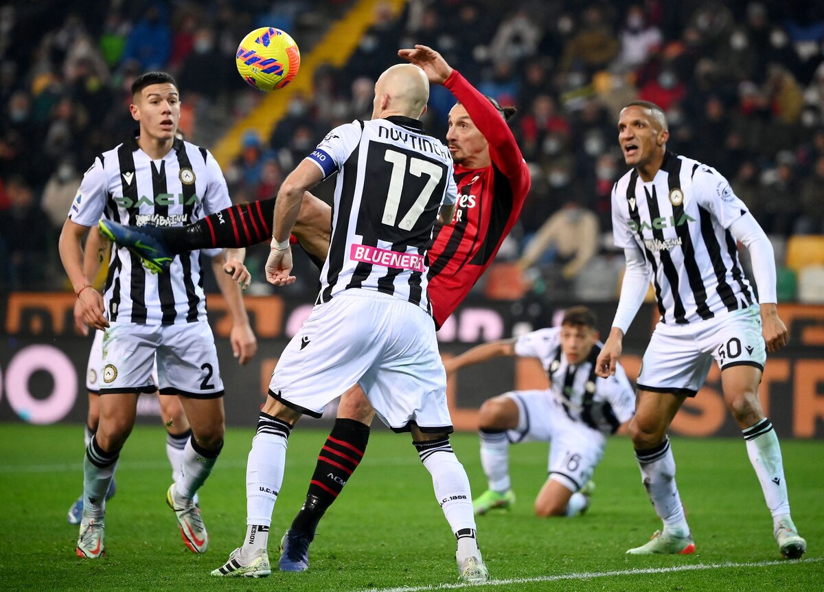 Udinese vs AC Milan (02:45 &#8211; 19/03) | Xem lại trận đấu