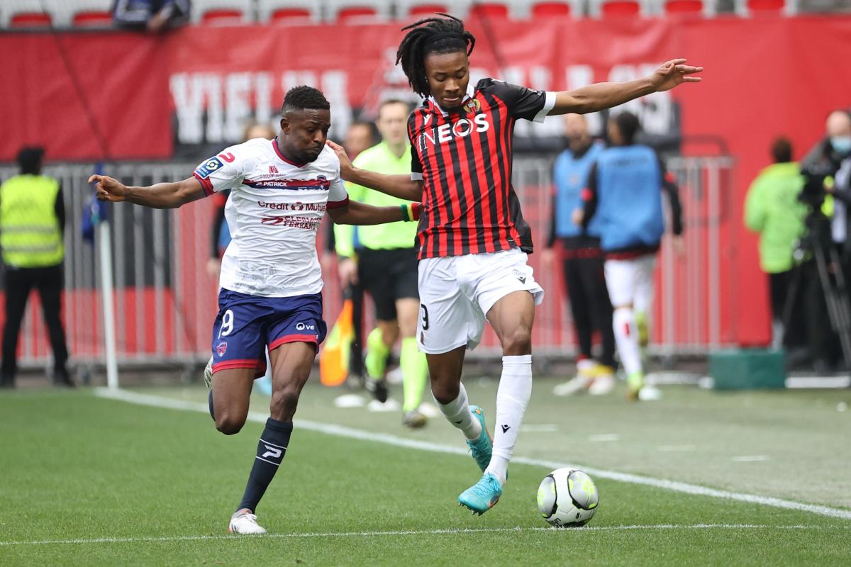 Clermont vs Lens (19:00 &#8211; 12/03) | Xem lại trận đấu