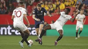 Fenerbahce vs Sevilla (00:45 &#8211; 17/03) | Xem lại trận đấu