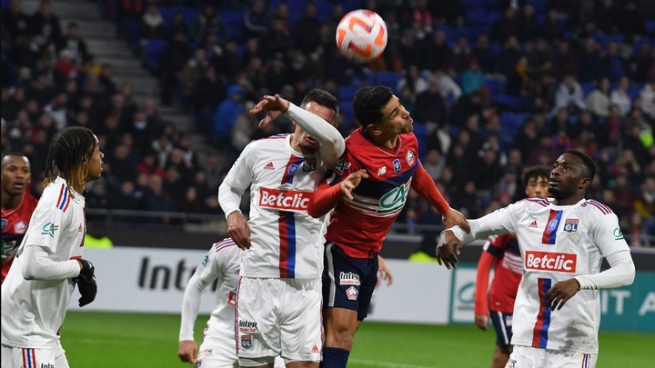Lille vs Lyon (03:00 &#8211; 11/03) | Xem lại trận đấu
