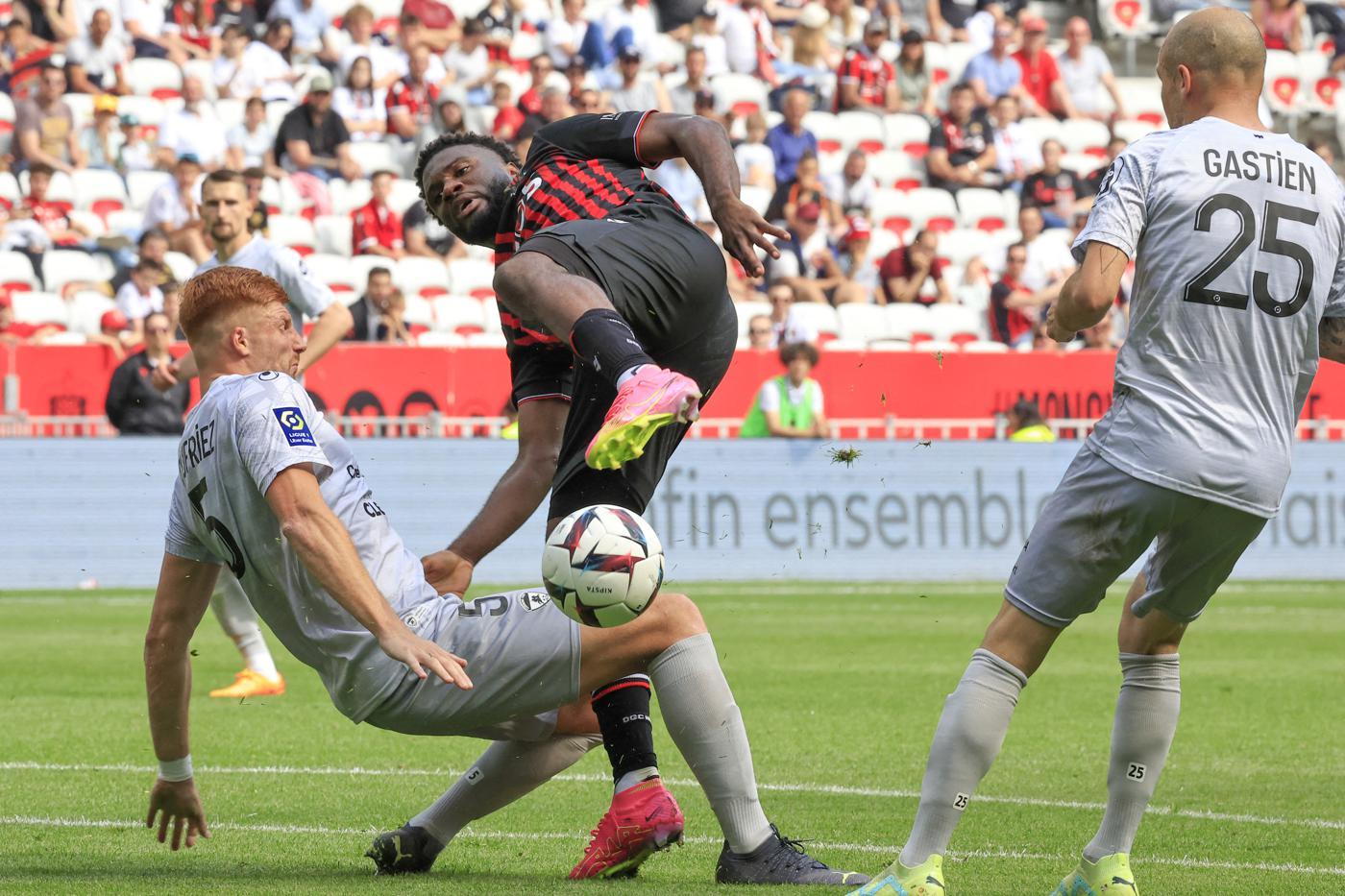 Nice vs Clermont (20:00 &#8211; 23/04) | Xem lại trận đấu