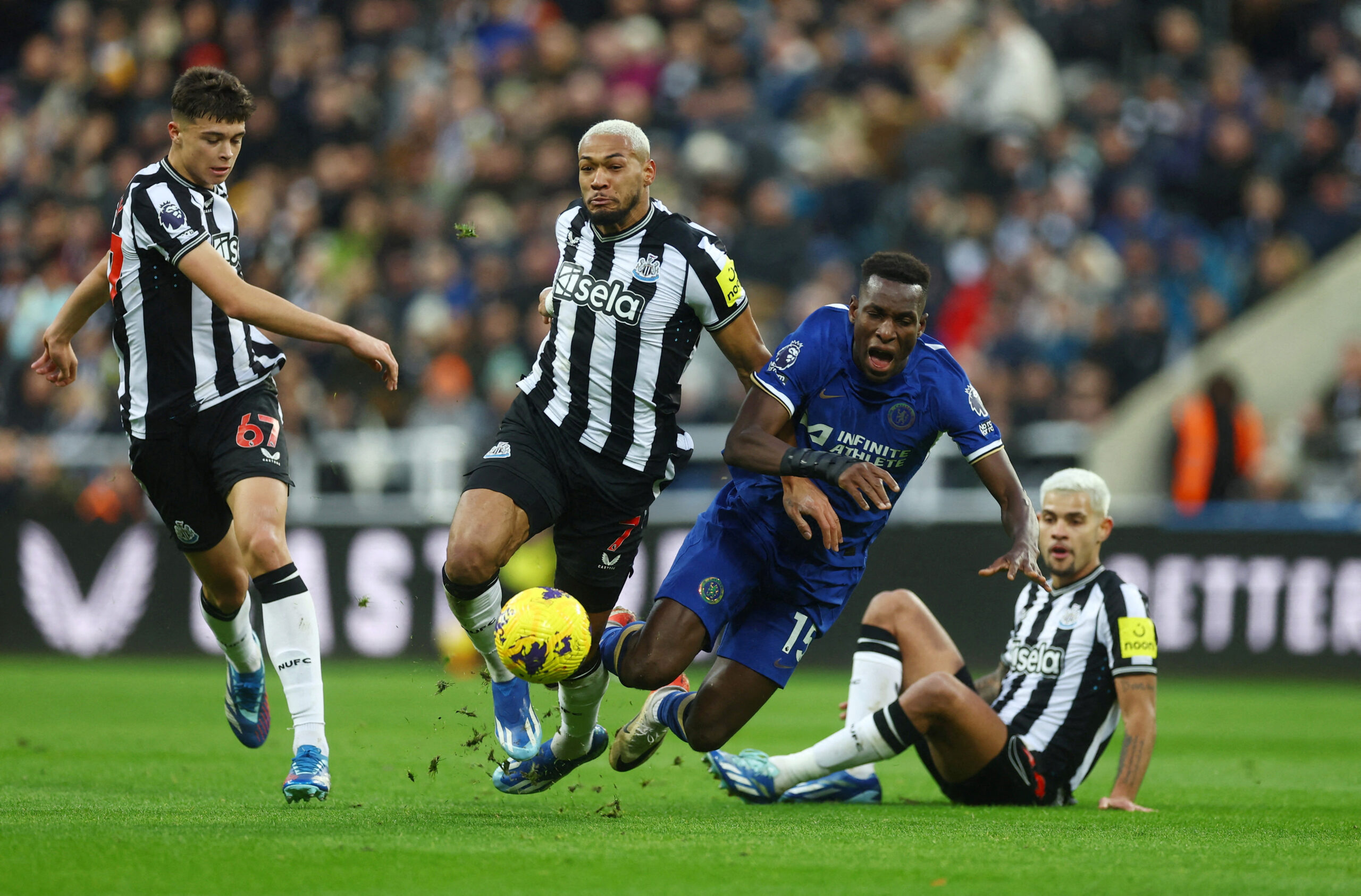 Newcastle United vs Chelsea (22:00 &#8211; 25/11) | Xem lại trận đấu
