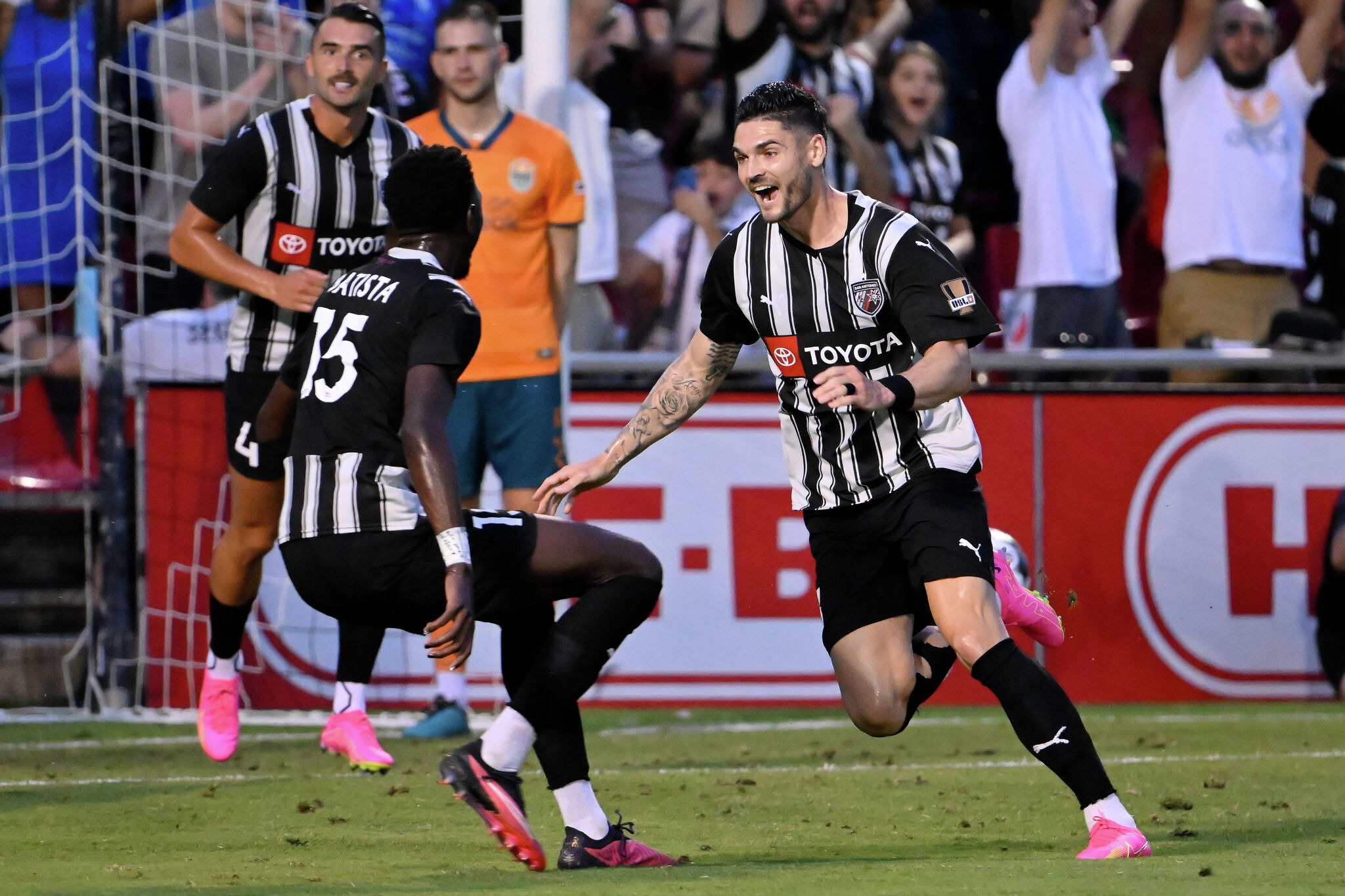 Nhận định soi kèo Locomotive vs San Antonio lúc 08h00 ngày 10/10/2024 nhan-dinh-soi-keo-locomotive-vs-san-antonio-luc-08h00-ngay-10-10-2024-1