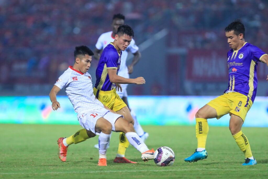 nhan-dinh-soi-keo-nam-dinh-vs-ha-noi-luc-18h00-ngay-5-2-2025-1