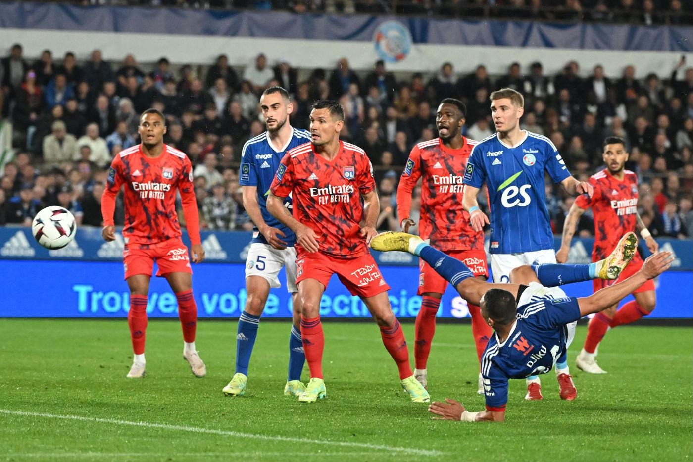 Nhận định soi kèo Strasbourg vs Lyon lúc 02h45 ngày 29/3/2025 nhan-dinh-soi-keo-strasbourg-vs-lyon-luc-02h45-ngay-29-3-2025-1