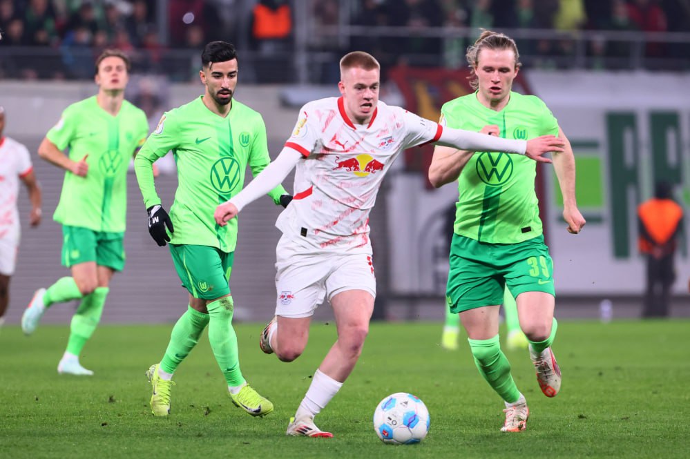 VfL Wolfsburg vs RB Leipzig (01:30 &#8211; 12/04) | Xem lại trận đấu