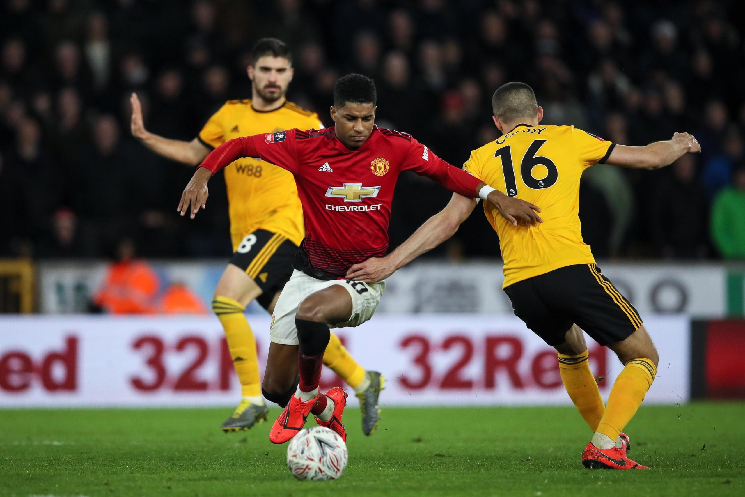 Nhận định soi kèo Manchester United vs Wolverhampton lúc 20h00 ngày 20/4/2025