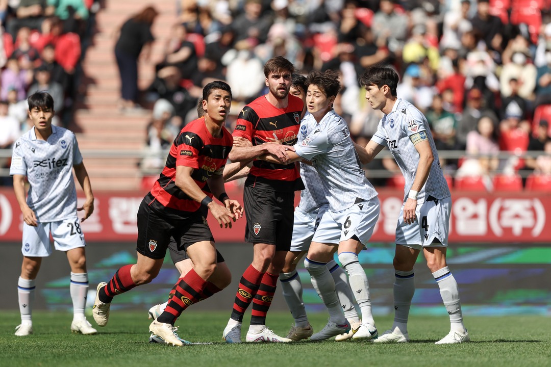 Nhận định soi kèo Daejeon Hana Citizen vs Pohang Steelers lúc 17h30 ngày 27/5/2025 nhan-dinh-soi-keo-daejeon-hana-citizen-vs-pohang-steelers-luc-17h30-ngay-27-5-2025-1