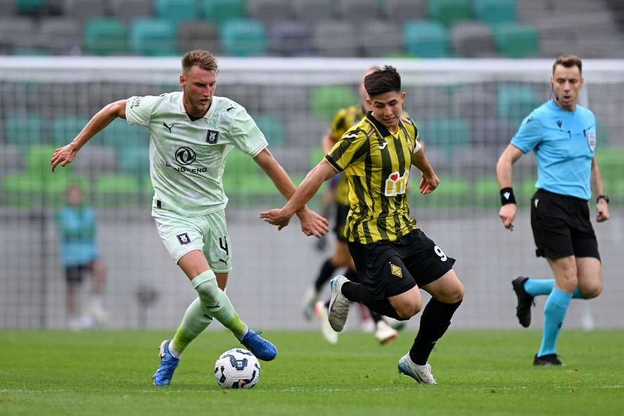 Nhận định soi kèo Kairat Almaty vs Olimpija Ljubljana lúc 22h00 ngày 15/7/2025