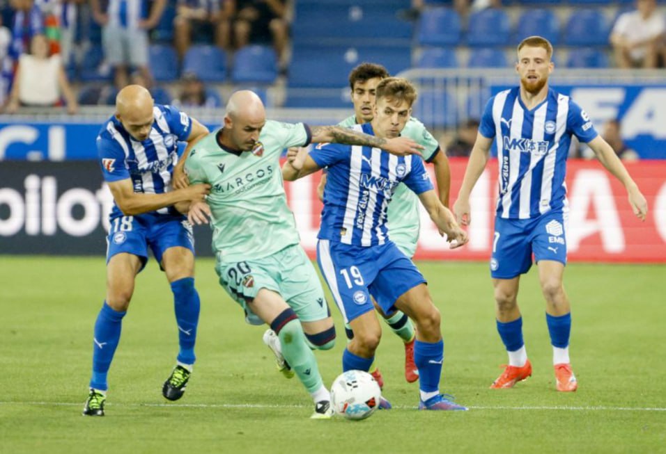 Alavés vs Levante (02:30 &#8211; 17/08) | Xem lại trận đấu