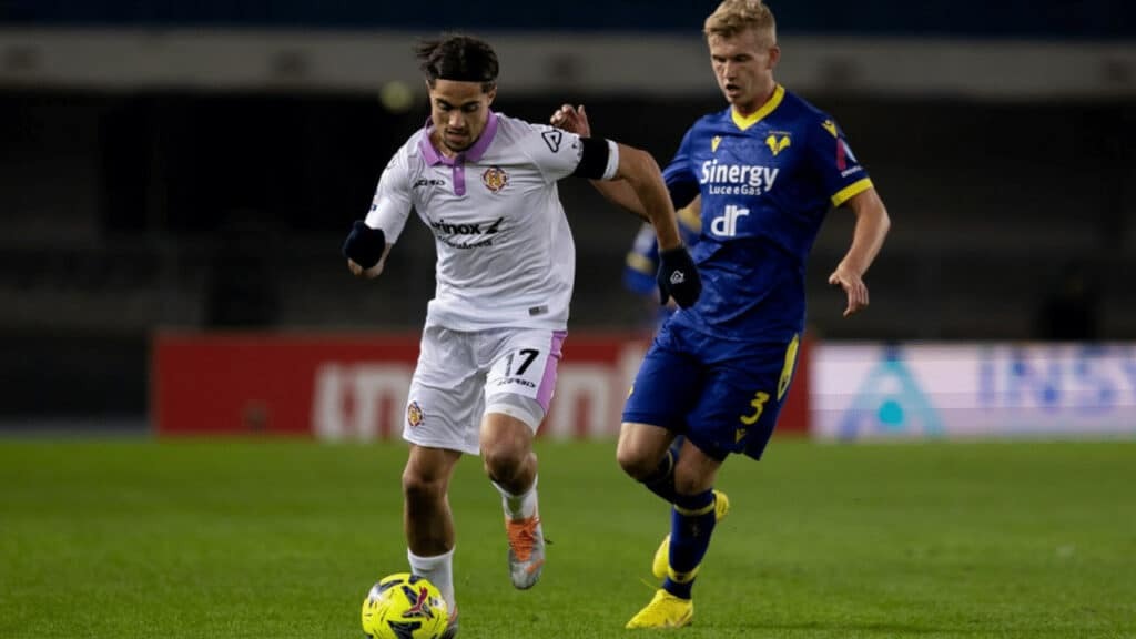 nhan-dinh-soi-keo-hellas-verona-vs-cremonese-luc-23h30-ngay-15-9-2025-1