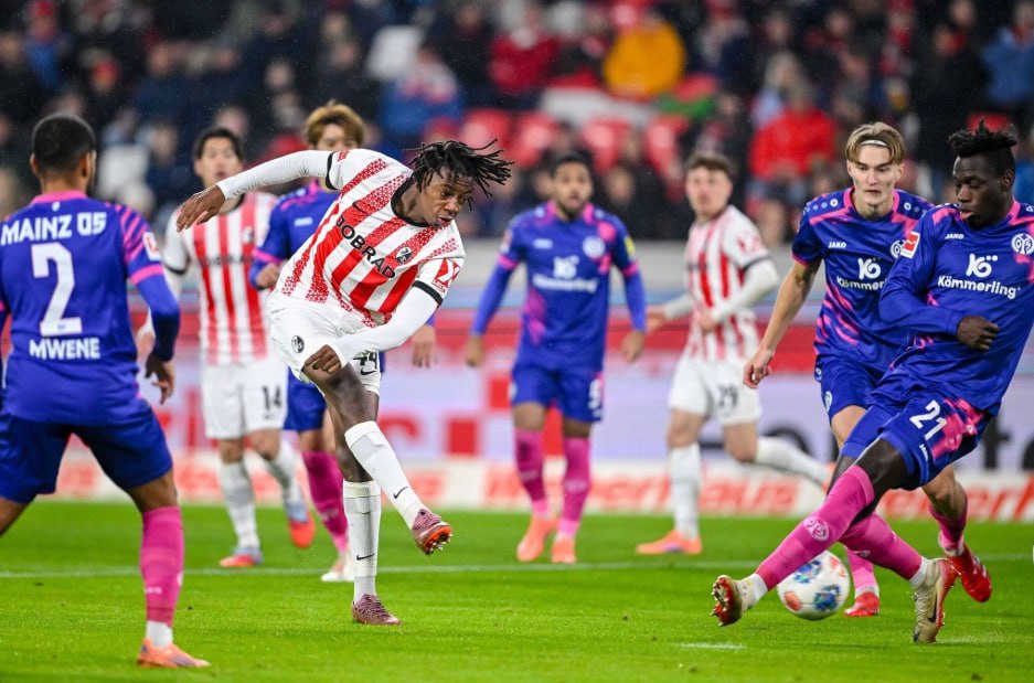 SC Freiburg vs Mainz 05 (01:30  01/12) | Xem lại trận đấu